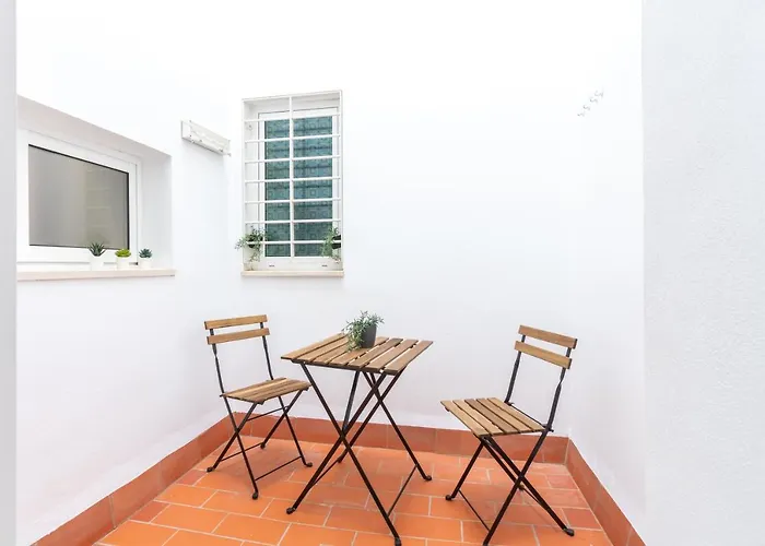 Charming 2 Bedroom Apartment Triana Bridge By Ocityzen